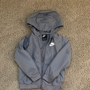 Nike youth wind breaker